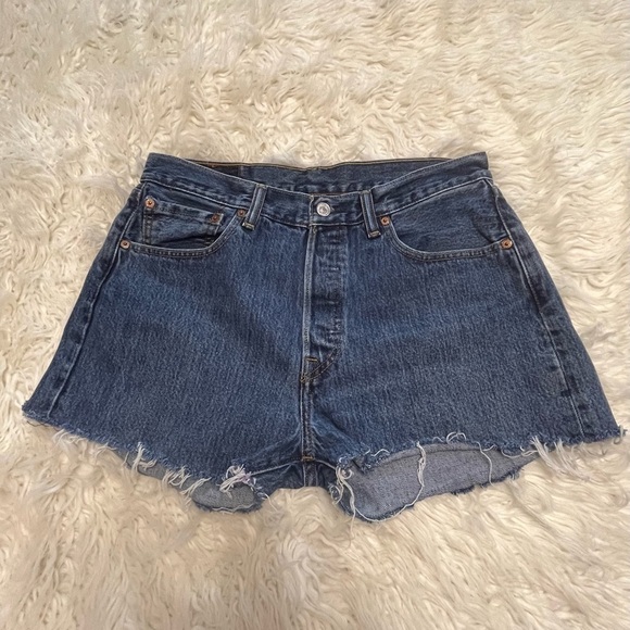Levi's Pants - Levi’s 501 Women’s Red Tag Blue Denim Cut Off Shorts Size 30